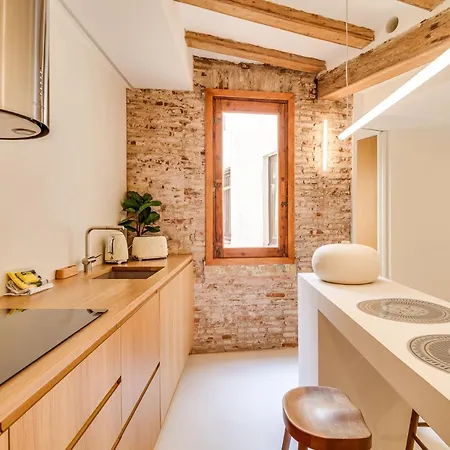 Guestready - Indulgent Hideaway, Gothic Quarter דירה
